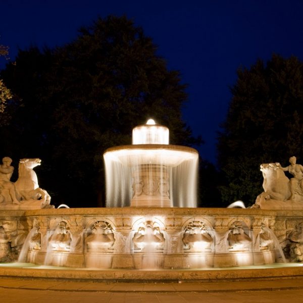 Hotel Erb Insider: the Wittelsbach fountain at Lenbachplatz
